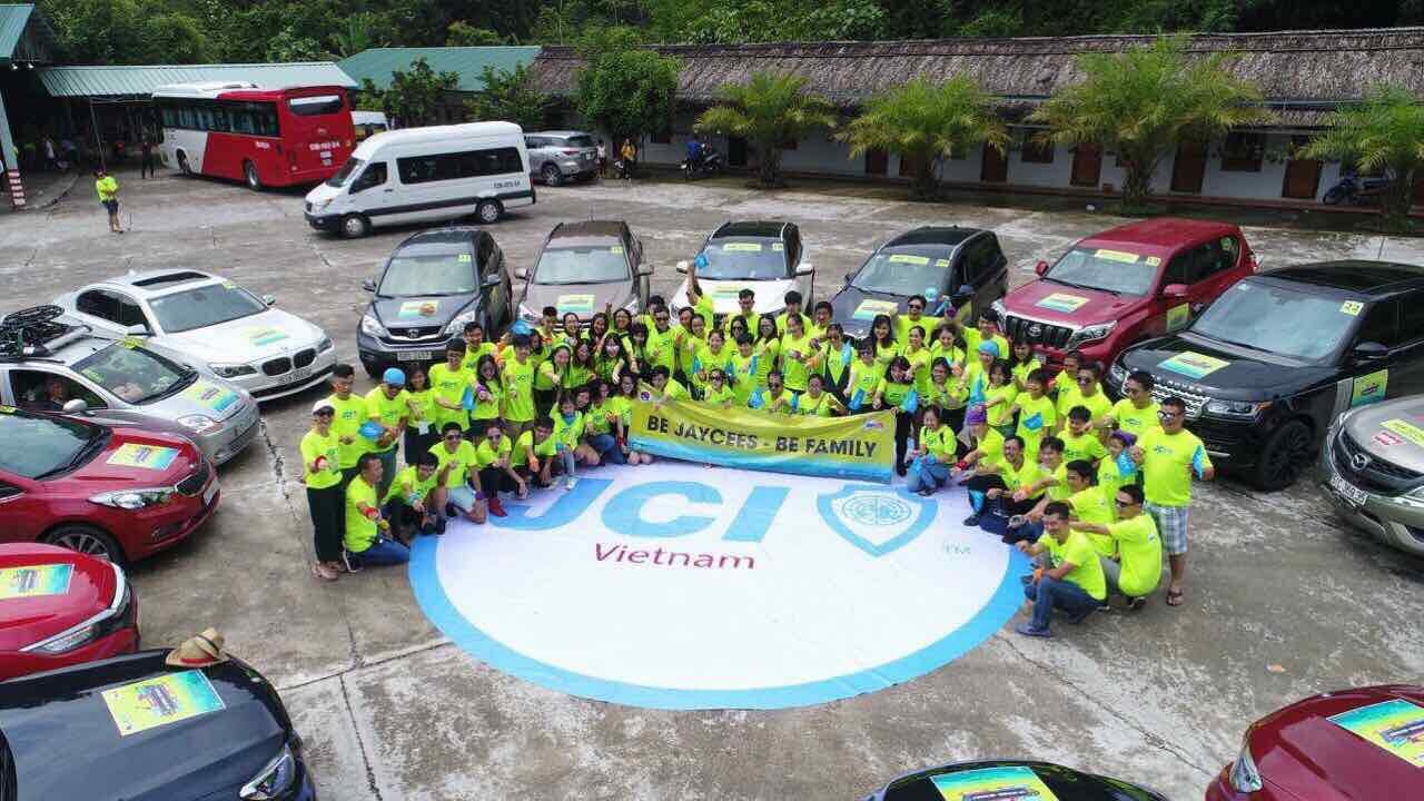 Caravan photo 10